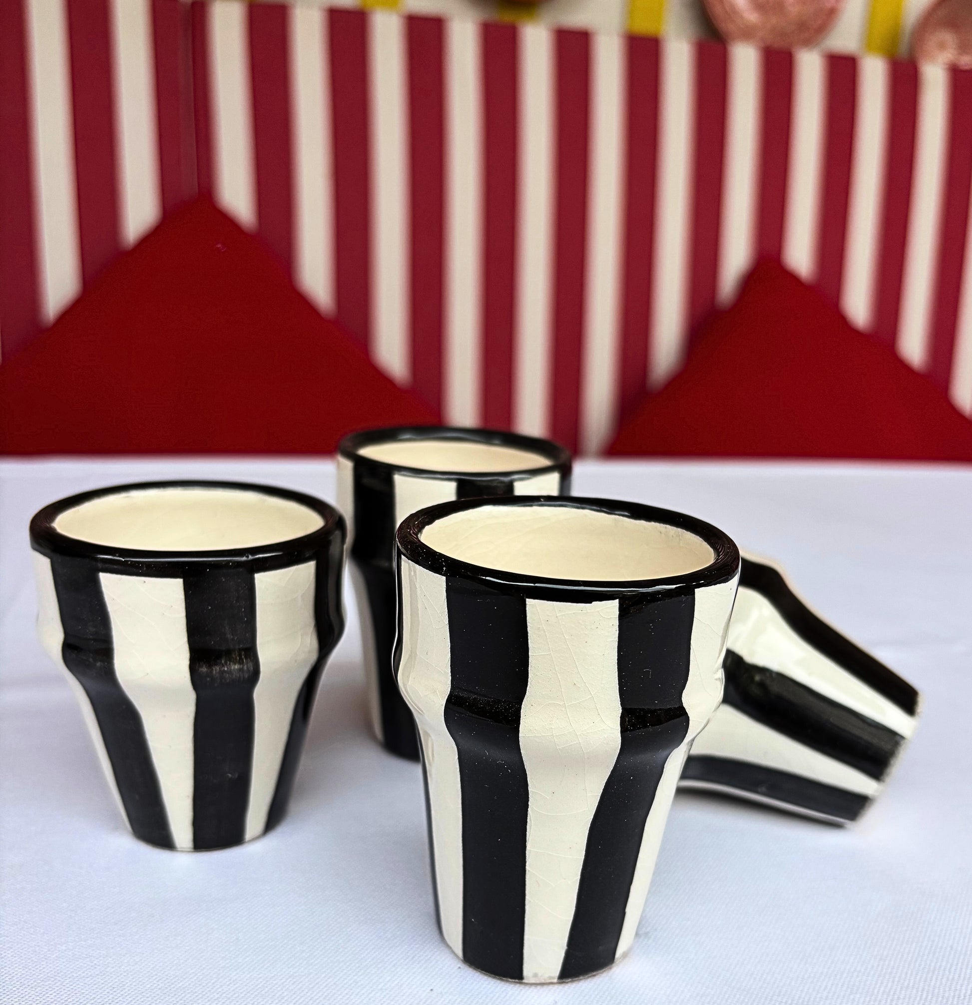 Les Tasses Rayés New CO*